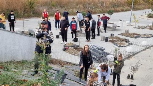 Plantare-de-specii-noi-de-copaci-in-Ovidius-Park-13