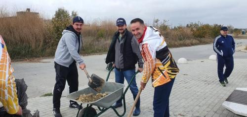 Plantare-de-specii-noi-de-copaci-in-Ovidius-Park-5